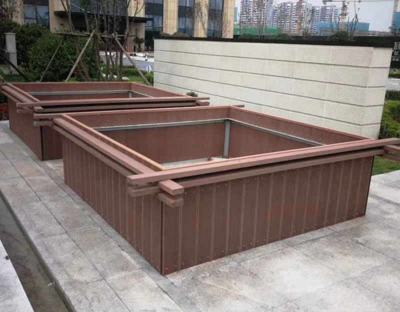 Basic Description Name	Wood-plastic floor Serial Number	APL—140*25(示例） Material	Wood,HDPE,Some other Additive Component:	60% Wood+ 30% HDPE+ 10% Additives Specification	140*25（mm） Color	Teak,Light Grey,Coffee,Chocolate,Black Certificate	CE,SGS,ISO Classification	Hollow and Solid Application:	Outdoor, Customized:	Non-Customized MOQ:	200 Sq m for WPC Decking Main Market:	Southeast Asia,Central Asia,Europe & North America HS Code	3918909000 Lead Time:	15 Days for 1X20 GP Container Transport Package:	Pallet ,Stretch Film,fluting paper (for whole container) Advantages	Wear-resisting	Water-proof 	Dam-proof	Fireproof 	No-pollution	Environmental Friendly 	Insect-proof 	Termite-pr